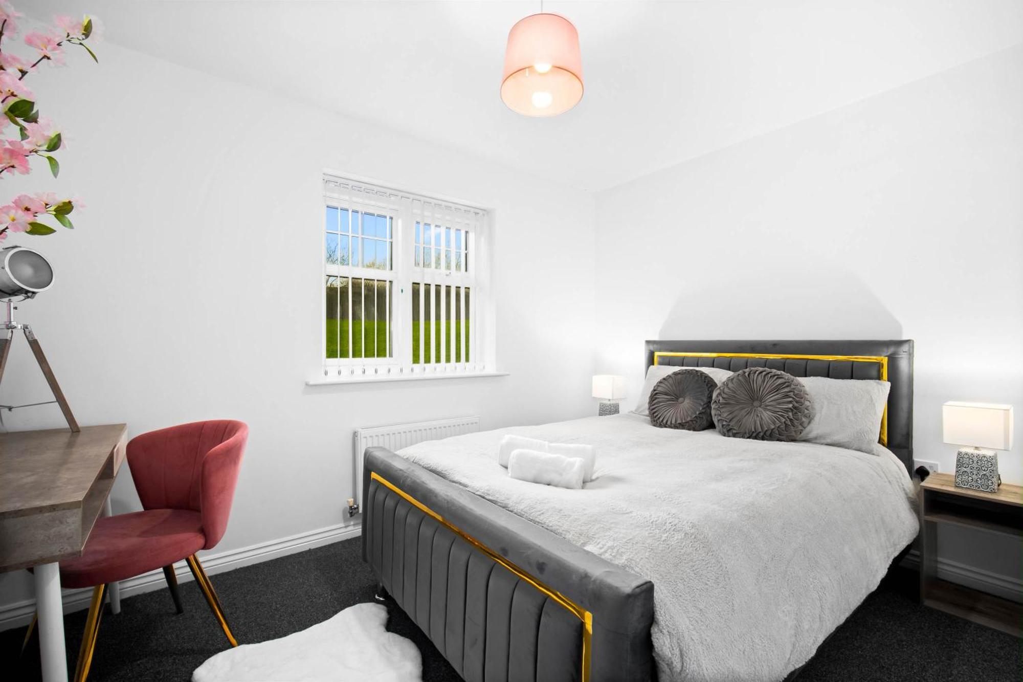 Harmony House 3 Bedroom New Build For Families, Contractors, Black Country Museum Sleeps 6 Tipton Dış mekan fotoğraf